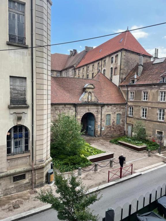 Ferienwohnung F2 Centre Historique Saint Colomban Luxeuil-les-Bains Exterior foto